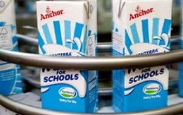 Thêm ba nước ngưng nhập sản phẩm sữa của Fonterra