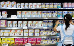Trung Quốc: Các hãng sữa ngoại bất chấp pháp luật để kiếm tiền 