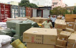 Phó Thủ tướng yêu cầu làm rõ vụ 10 container hàng lậu