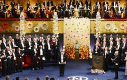 Các chủ nhân giải Nobel 2012 chính thức nhận giải 