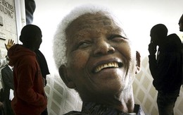 Cựu Tổng thống Nam Phi Nelson Mandela qua đời ở tuổi 95