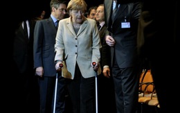 Thủ tướng Đức chấn thương vì trượt tuyết