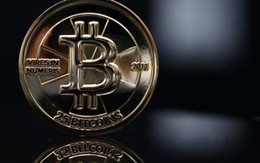 Giá Bitcoin tiếp tục giảm 20%