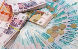 Nga bán số lượng ngoại tệ kỷ lục để hỗ trợ đồng rúp