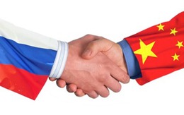 Trung Quốc "bỏ rơi" Nga, Putin gặp khó