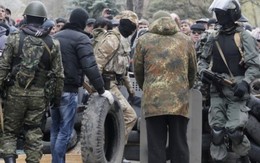 "Nga triển khai hàng chục nghìn quân gần biên giới Ukraine"