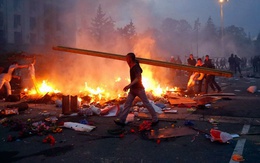 Bạo lực lan rộng ở Ukraine, hơn 30 người chết tại Odessa
