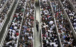 "Địa ngục" tàu điện ngầm Bắc Kinh