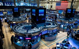 Dow Jones tiến gần mốc 17.000 điểm