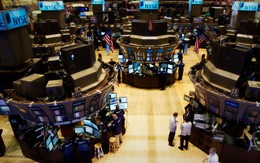Dow Jones thấp nhất kể từ tháng 4