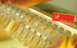 Vàng trong nước tăng chậm hơn thế giới