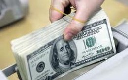 Vietcombank tăng giá bán USD
