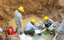 Lần thứ 9 vỡ đường ống nước Sông Đà, 70.000 hộ dân ở Hà Nội lại mất nước