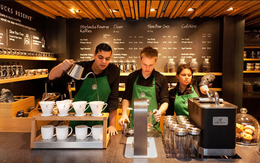 'Bẫy' khách hàng bằng thiết kế, Starbucks khiến ai ai cũng phải 'mở hầu bao'