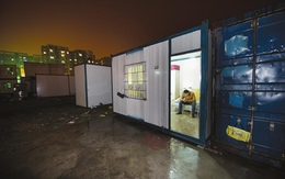 Đột nhập bên trong căn hộ container giá rẻ ở Trung Quốc 