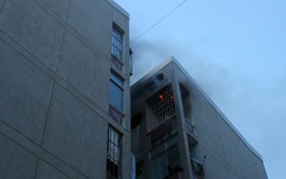 Cháy chung cư, hàng trăm người nháo nhào tháo chạy