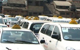 Hàng loạt hãng taxi "dính" xử phạt, tước giấy phép