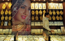 Kinh tế suy hay không, dân Ấn Độ vẫn mua vàng