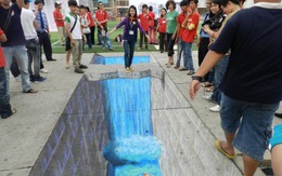 Hazeline hấp dẫn khách hàng 'teen Việt' bằng tranh 3D đường phố