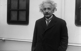 Nghiên cứu: Có phải Einstein đã nhầm về vận tốc ánh sáng?