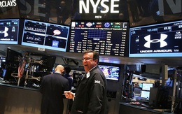 S&P 500 chạm ngưỡng 2.000 điểm lần đầu tiên trong lịch sử 