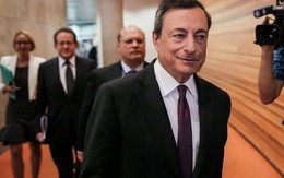 Ngân hàng ECB bất ngờ hạ đồng loạt các lãi suất chủ chốt
