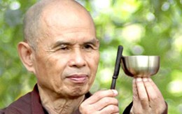 Thiền sư Thích Nhất Hạnh chia sẻ với doanh nhân