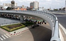 Đầu tư công: Trung ương cố giảm thì địa phương tăng
