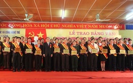 Tôn vinh 220 trí thức tiêu biểu VN mặt trận kinh tế - xã hội 2013