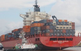 Tàu 54.000 DWT cập Cảng container Sài Gòn qua luồng Soài Rạp