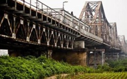 Vì sao phải xây cầu sắt song song cầu Long Biên?