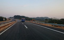 Đã xử lý xong vết nứt trên đường cao tốc Nội Bài - Lào Cai 