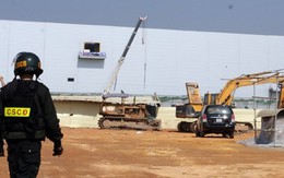20 cảnh sát cơ động lập ‘doanh trại’ tại Nhà máy Samsung