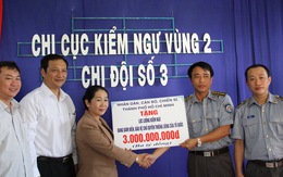 TP.HCM tặng 9 tỉ đồng cho Cảnh sát biển, kiểm ngư và ngư dân