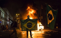 World Cup 2014 - Gánh nặng của người dân Brazil