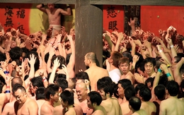 Saidai-ji Eyo - lễ hội cởi trần lớn nhất Nhật Bản
