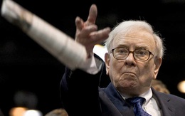 Warren Buffett: Chiến tranh à, hãy nghĩ đến mua cổ phiếu!