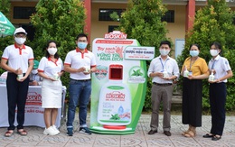 Dược Hậu Giang tài trợ gel rửa tay, máy rửa tay kháng khuẩn tự động giúp người dân phòng dịch hiệu quả