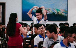 Ms Hoa Giao Tiếp khai phá tiềm năng học viên bằng phương pháp giảng dạy đột phá.