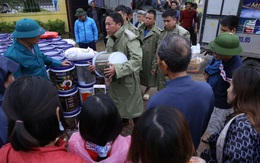 Thùng Sơn Thành Phao Cứu Sinh: Món Quà Thiết Thực & Ý Nghĩa Từ Be&C Vietnam