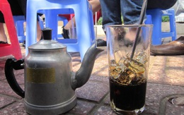 Máy làm đá viên Hải Âu cho ly cà phê đá viên sạch đúng nghĩa