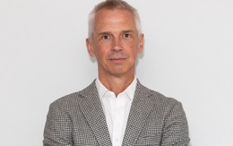 Bạn biết gì về Hutch Hutchison - Cựu giám đốc thiết kế của Vertu?