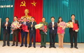 Công bố quyết định của Ban Bí thư Trung ương Đảng về công tác cán bộ