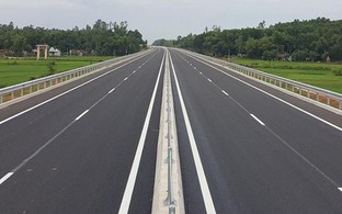 Triển khai cao điểm “500 ngày đêm thi đua hoàn thành 3000 km đường bộ cao tốc"