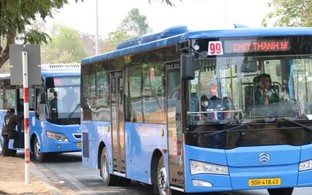 TP Hồ Chí Minh: Chuyển sang xe bus cỡ nhỏ là phù hợp, nhưng cần lộ trình