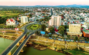 Từ một thị xã nhỏ bé, nghèo nàn, "lột xác" ngoạn mục, bứt phá thành đô thị năng động, phát triển