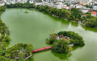 Những công trình biểu tượng rợp sắc cờ mừng ngày Giải phóng Thủ đô