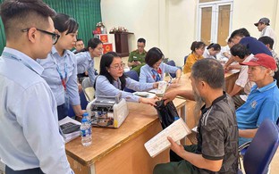 Gần 1.000 hộ dân tại một xã ở Hà Nội đồng loạt nhận tiền đền bù đất làm siêu dự án hơn 34 tỷ USD quy mô lớn nhất lịch sử Vingroup