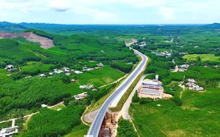 Cao tốc nối Huế - Đà Nẵng tăng vốn