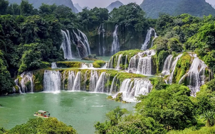 Việt Nam sở hữu thác nước tự nhiên lớn nhất Đông Nam Á, thuộc nhóm đẹp nhất thế giới